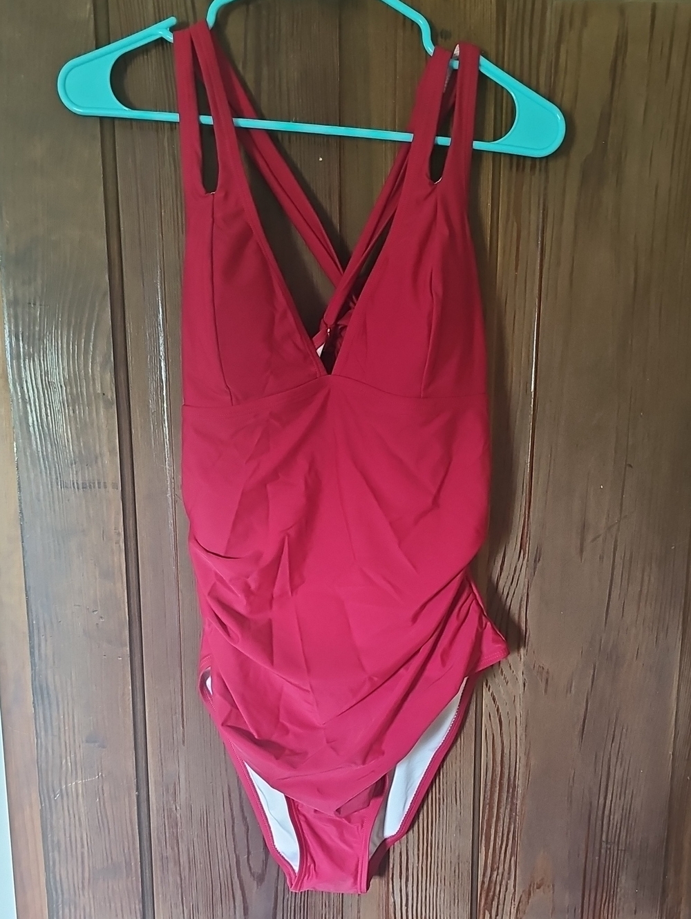 NWT Cupshe Red V-Neck One-Piece Swimsuit with Crisscross Back